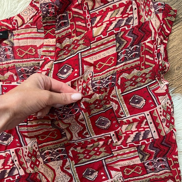 Tolani Blouse - Picture 2 of 4